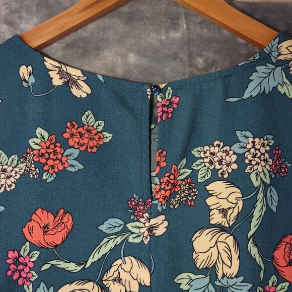 Maurices Dress Women's M Green Floral Midi– Flowy, Tiered, Boho‎ Summer Style - Picture 7 of 10